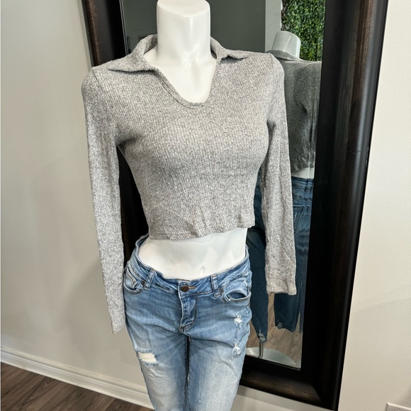 Crop top - Picture 1 of 4